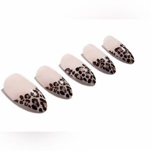 French Leopard nail addict ardell professional 28 nails